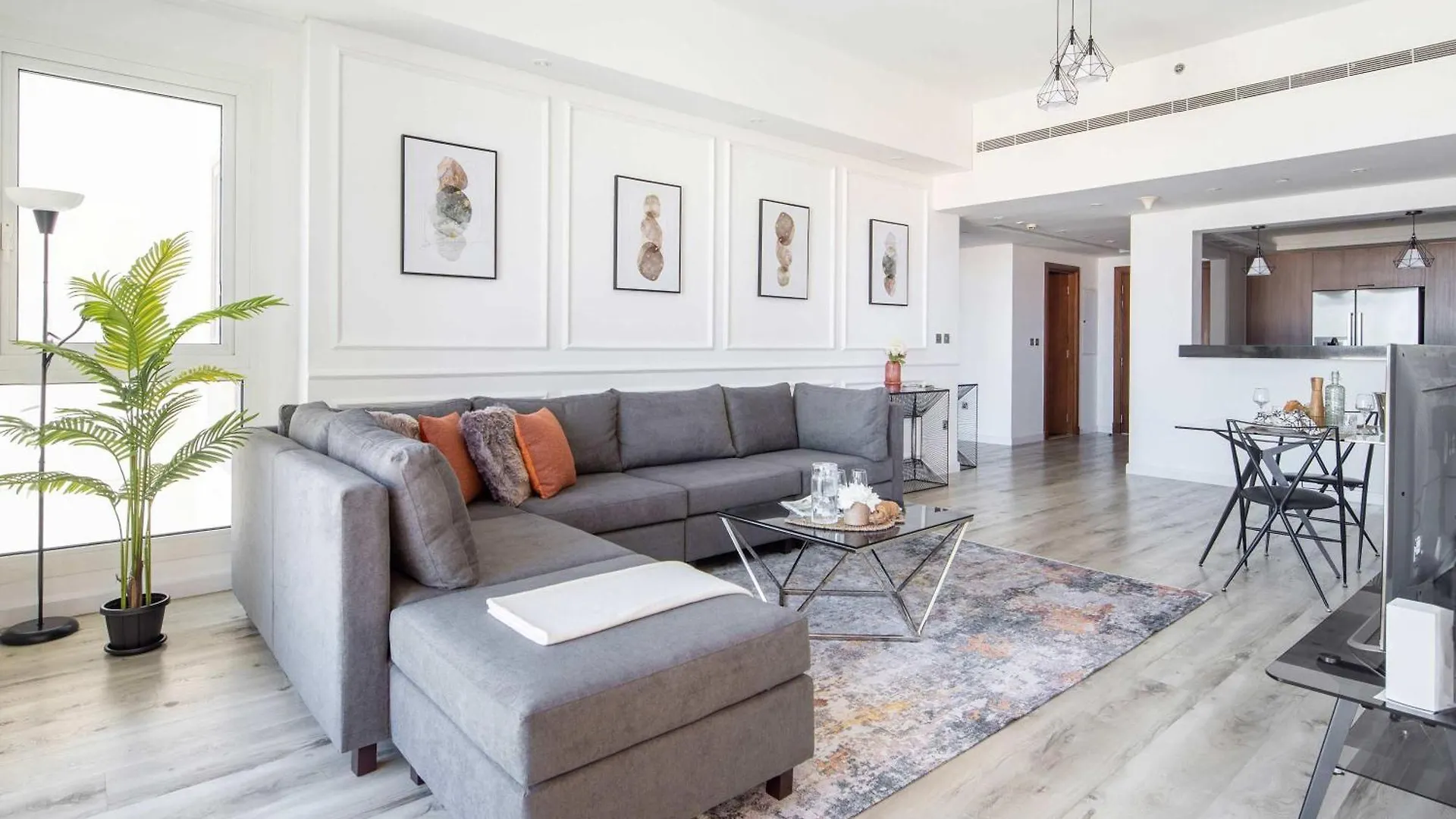 Apartment Frank Porter - Marina Residence 3, Palm Jumeirah Dubai